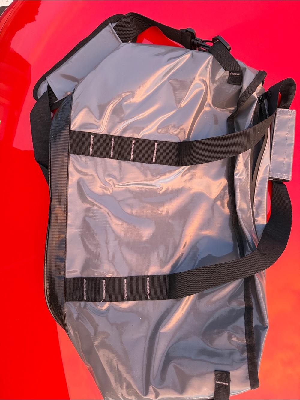 Temperature regulated delivery bag